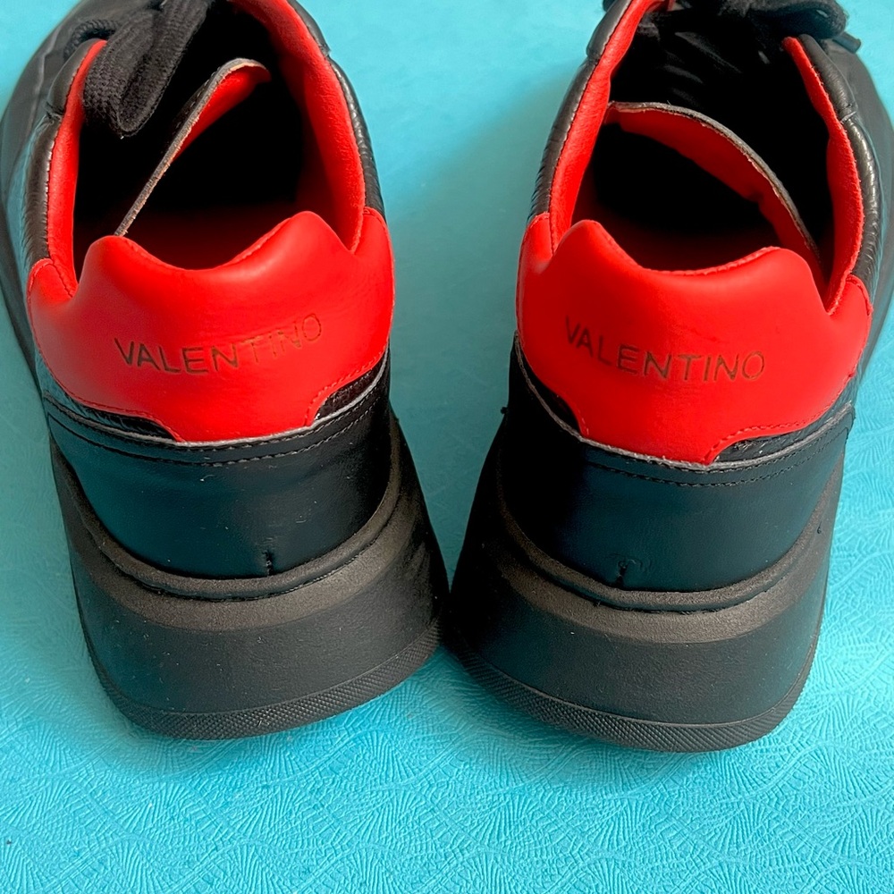 Mario Valentino Black Leather Sneakers with Red Collar - Picture 3 of 8